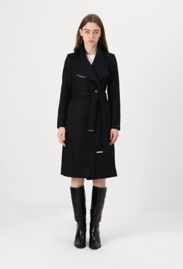 Ted Baker – Eleganță Clasică și Design Modern pentru Oricare Ocazie